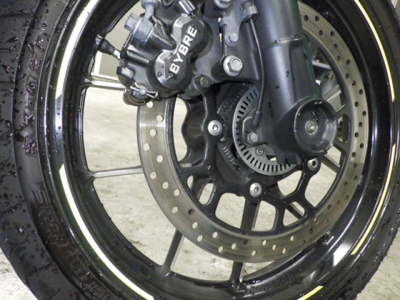 Suzuki Bike GIXXER250SF