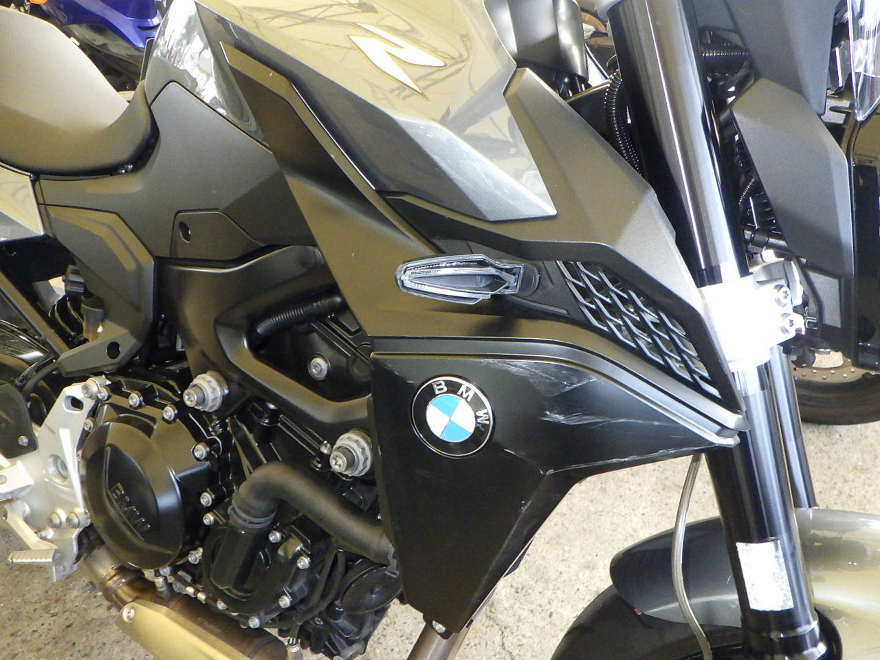 BMW F900R