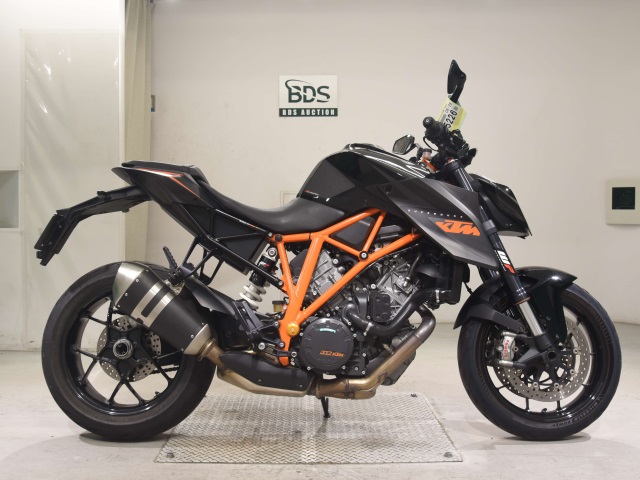 KTM 1290 SUPERDUKE R