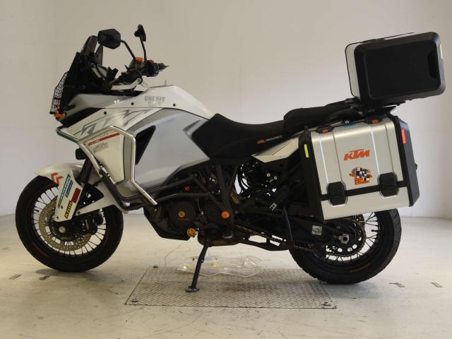 KTM 1290 ADVENTURE