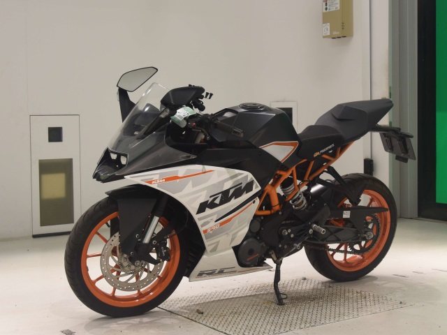 KTM RC390