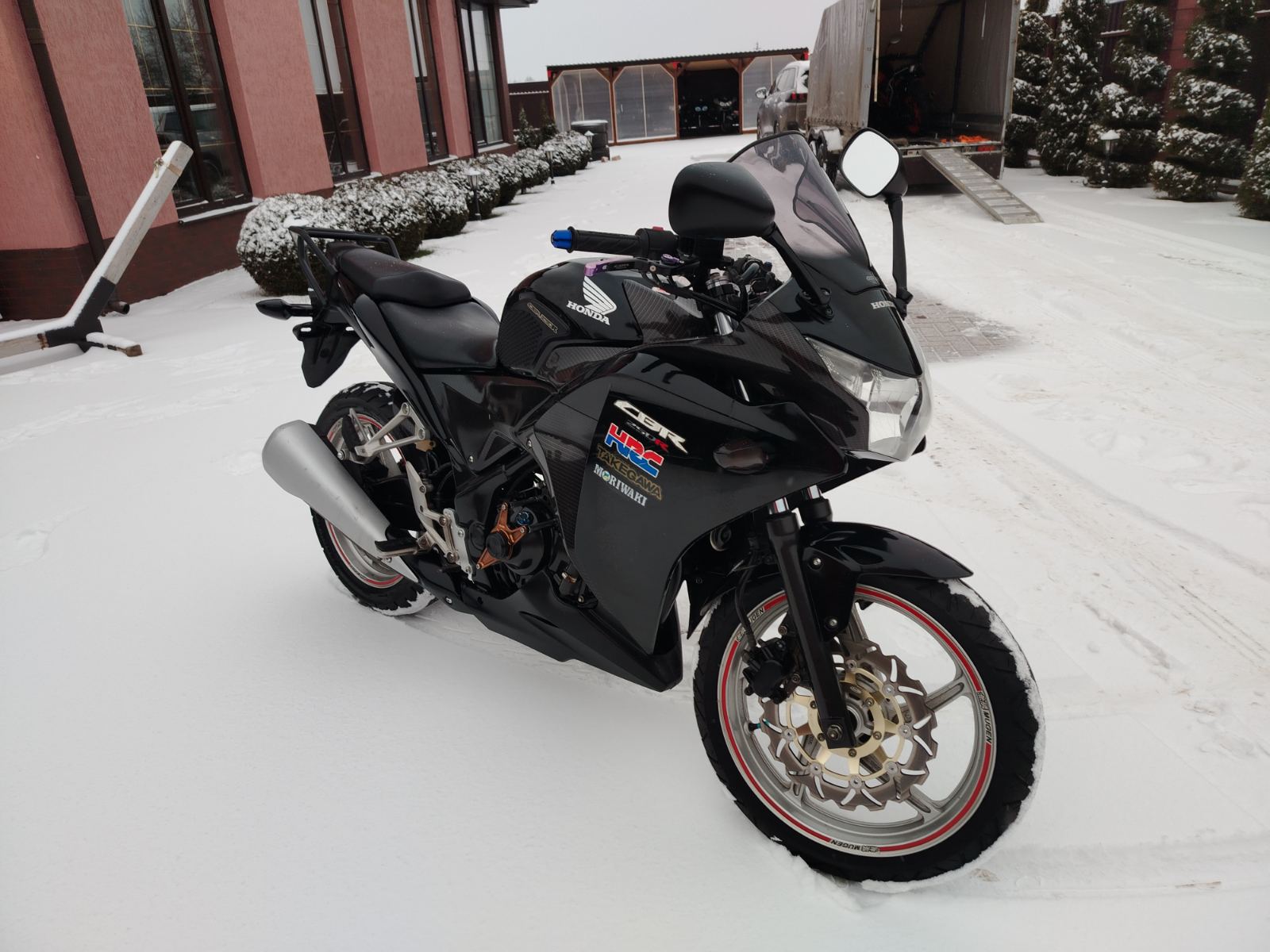Honda CBR250R