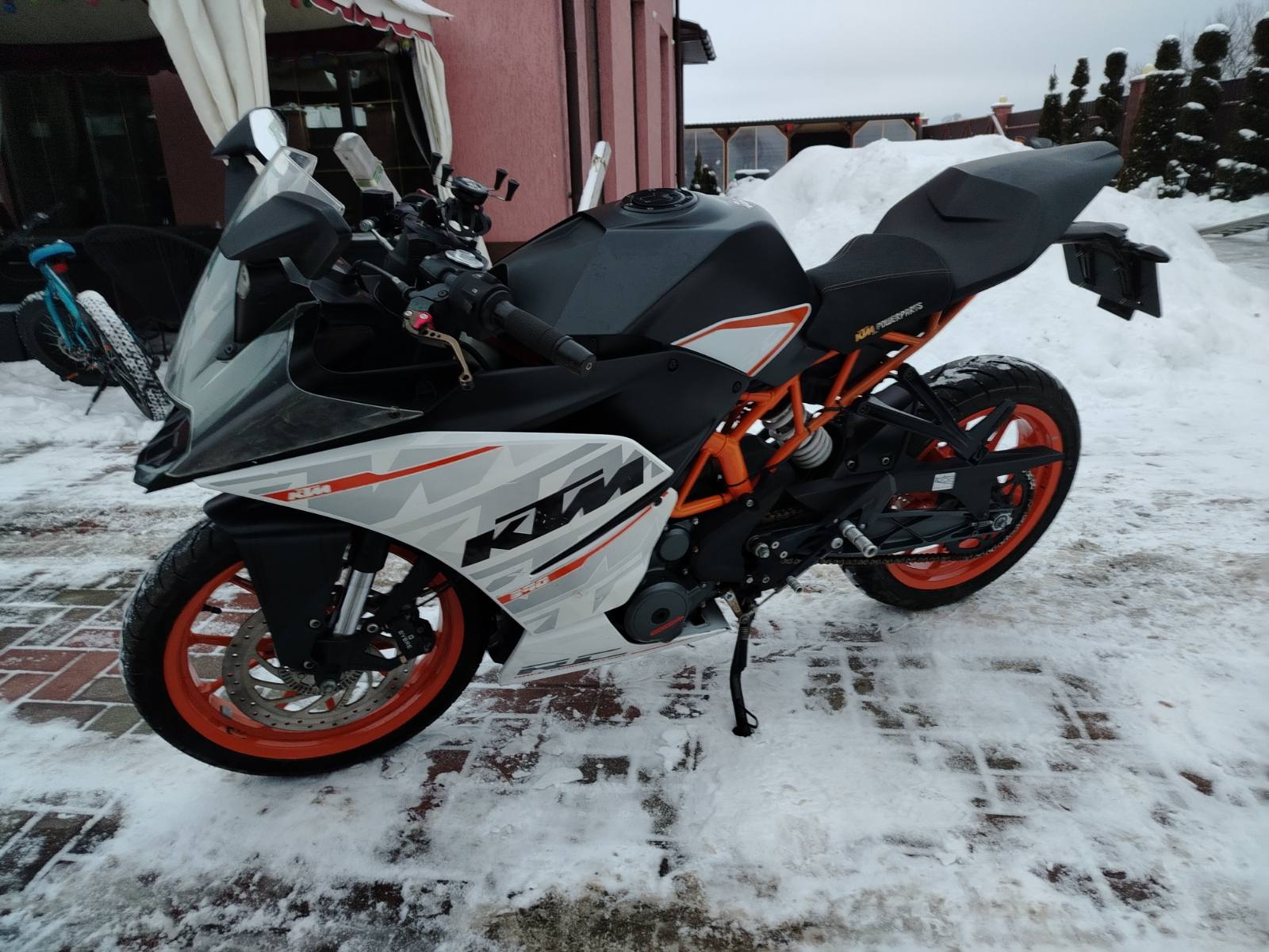 KTM RC390
