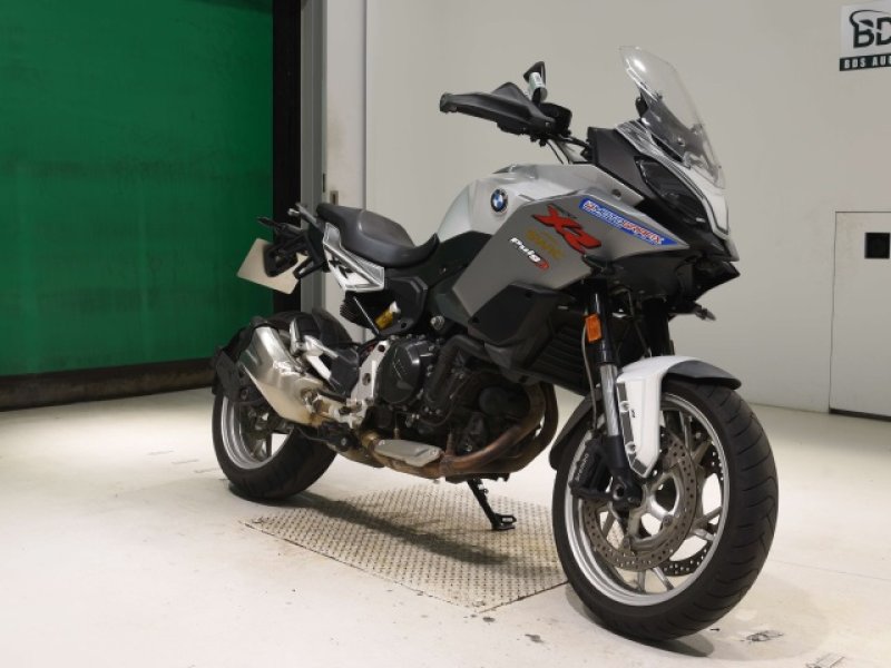 BMW F900XR