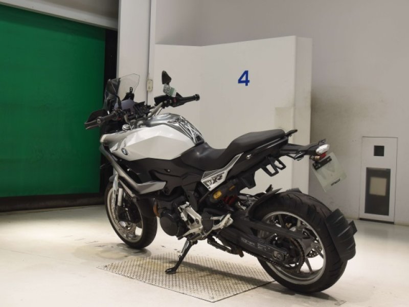 BMW F900XR
