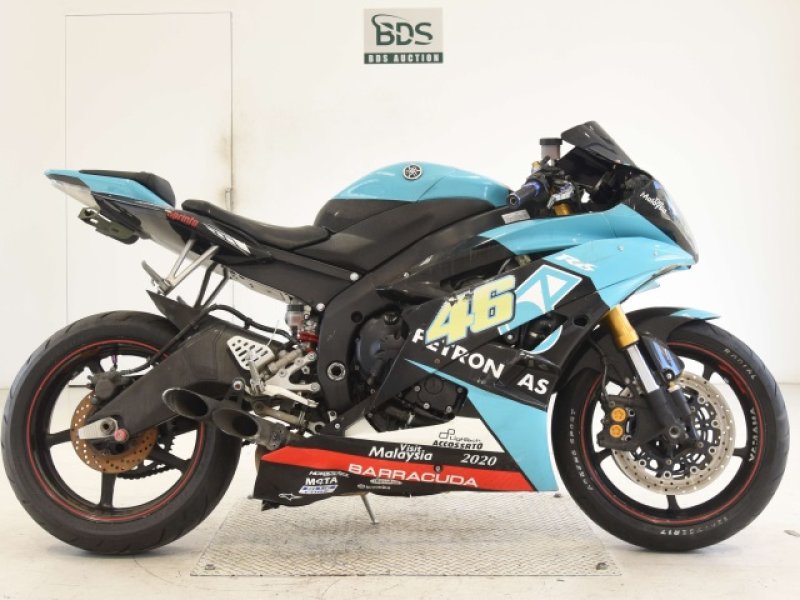 YAMAHA